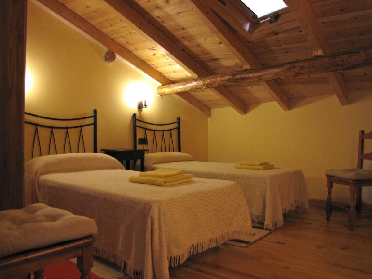 Casa Rural El Rincon De La Morana Fuente el Sauz ภายนอก รูปภาพ